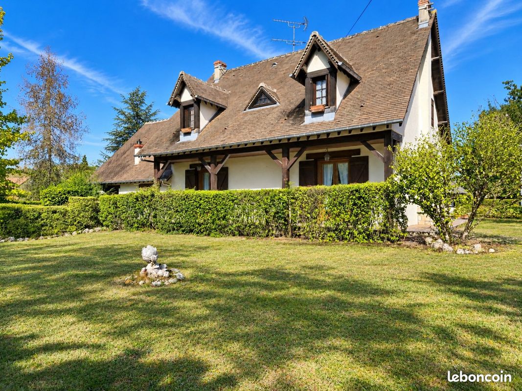 Maison 7 pièces 162 m² · à Nogent-sur-Vernisson · 162 m² · 216 500 €