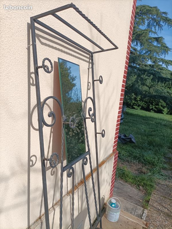 Vestiaire ancien complet (image 3)