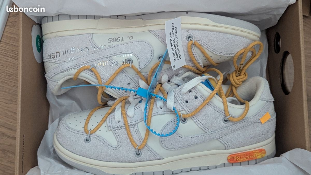 Nike dunk off White lot 34 Chaussures