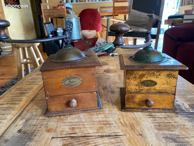 2 anciens moulins à café Peugeot Frères – Valentigney – lion Peugeot – bois vintage (image 2)