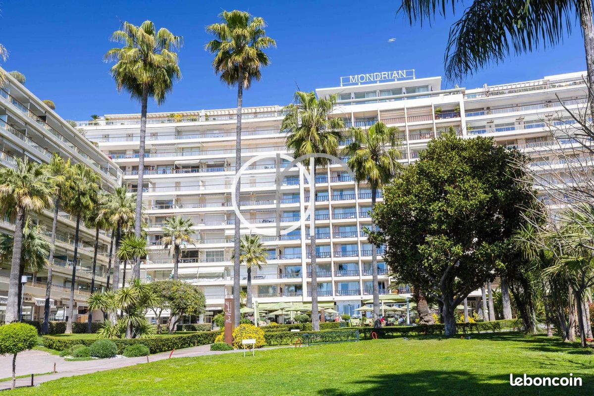 Appartement 1 pièce 26 m² · à Cannes · 26 m² · 279 000 €