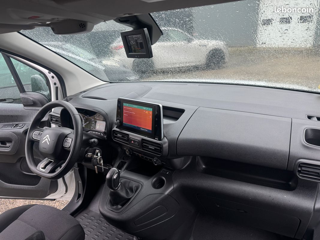 CITROEN BERLINGO BlueHDI 100 (image 8)