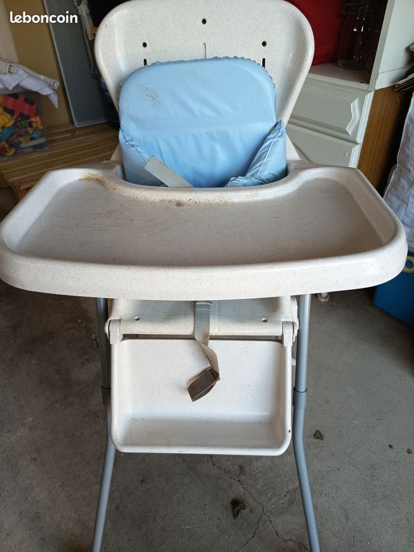 Chaise haute (image 2)