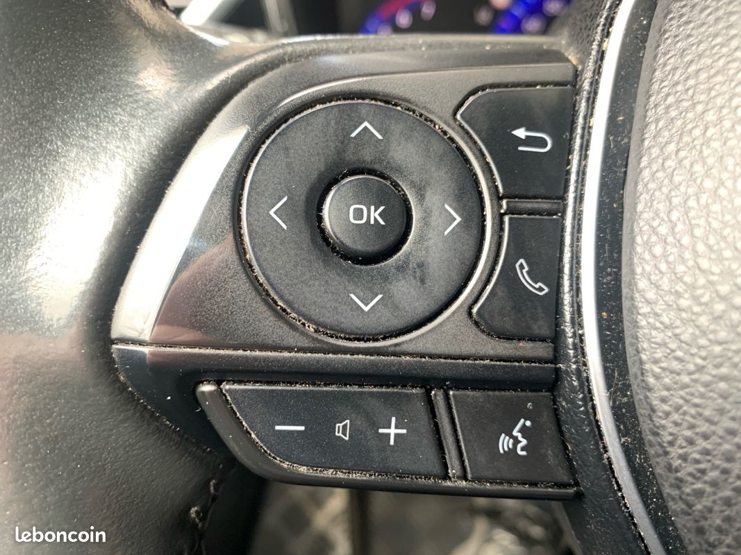 TOYOTA COROLLA XII (2) 1.8 HYBRIDE 122H ACTIVE 98Ch Garantie 12 mois (image 21)