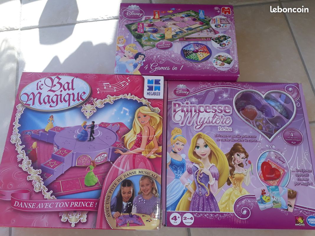 3 Jeux de Princesses Excellent état (image 1)