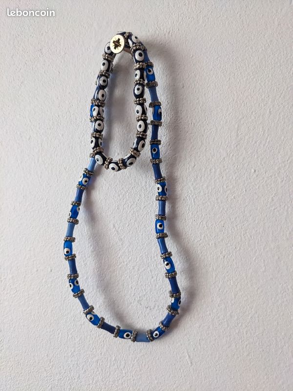 🧿🇹🇷 Bracelet et collier contre le mauvais oeil 🧿🇹🇷

L'œil turc, également appelé "œil bleu" ou "œil d'Horus", est une amulette d'origine turque utilisée depuis des siècles comme symbole de prote (image 5)