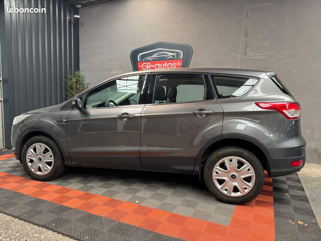 KUGA 1.6 Ecoboost 150cv / 1ere main - Passage Possible à l'éthanol - Révisé et garanti 1 an / 105.000kms / Toit ouvrant panoramique -GPS - clim (image 8)