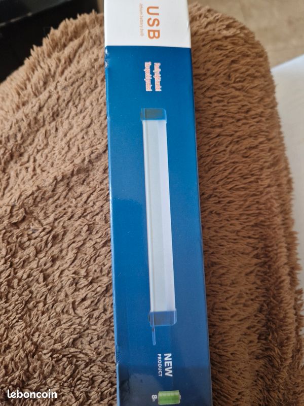 Réglette Tube LED Portable Rechargeable USB - Sans Fil Aimantée - Neuve (image 1)
