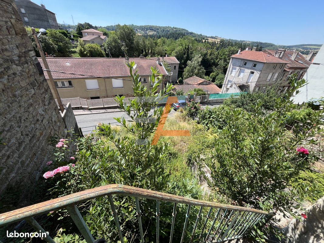 Maison 4 pièces 90 m² · à Saint-Étienne · 90 m² · 99 000 €