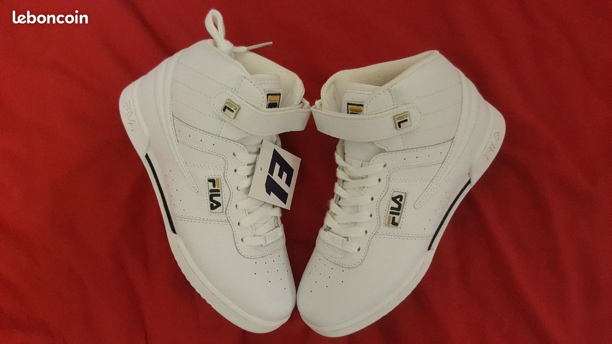 Fila 90s (image 1)