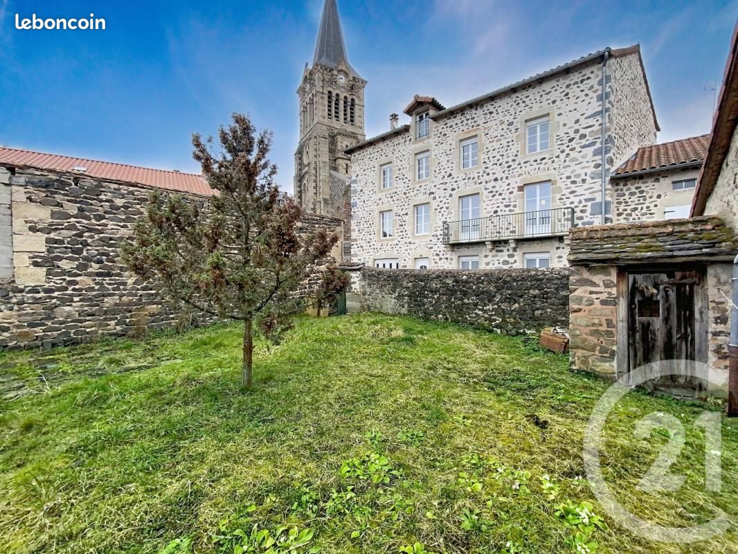 Maison 8 pièces 277 m² · à Rosières · 277 m² · 245 000 €