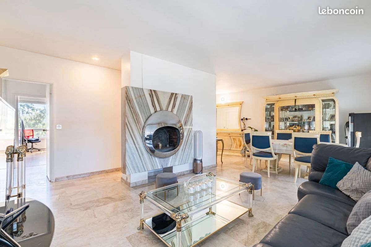 Appartement 6 pièces 141 m² · à Aubervilliers · 141 m² · 600 000 €