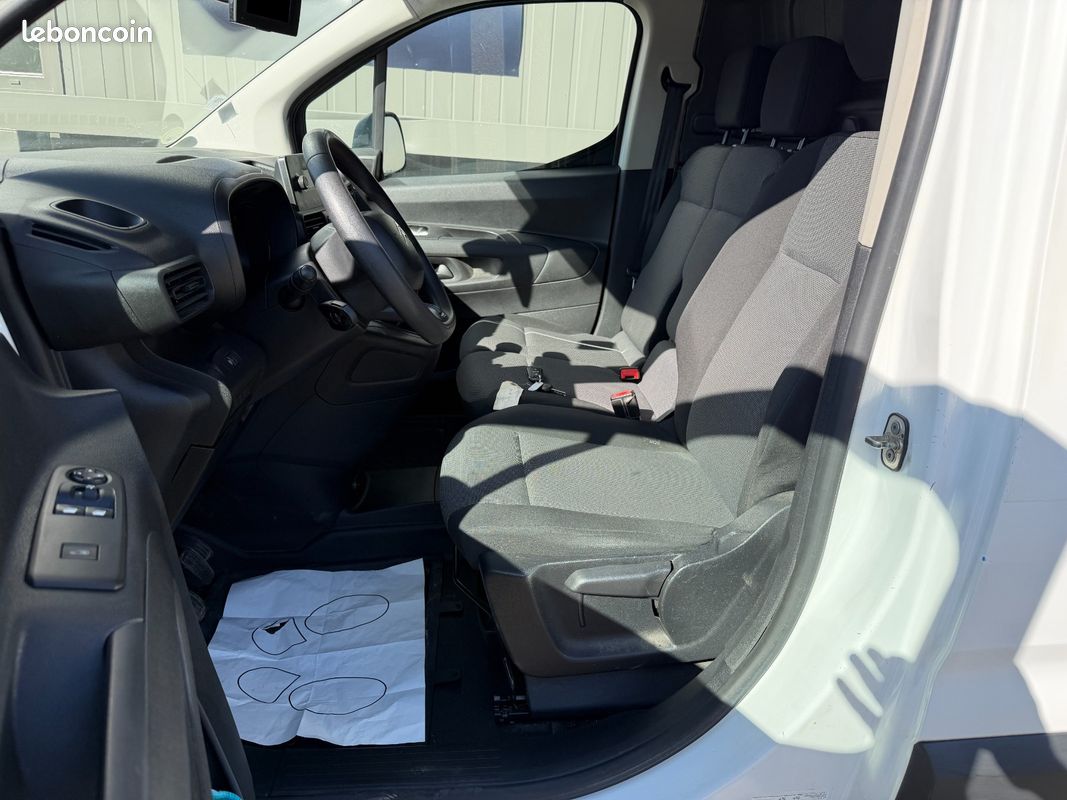 Citroen berlingo van m 1000 bluehdi 100 ss bvm5 club (image 12)