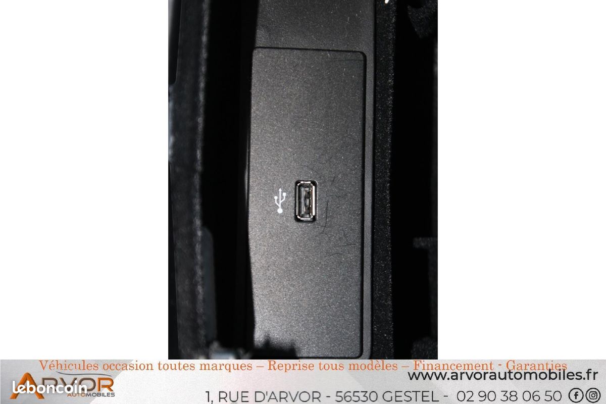 FORD MONDéO SW 2.0 EcoBlue 150 Titanium Business (image 37)