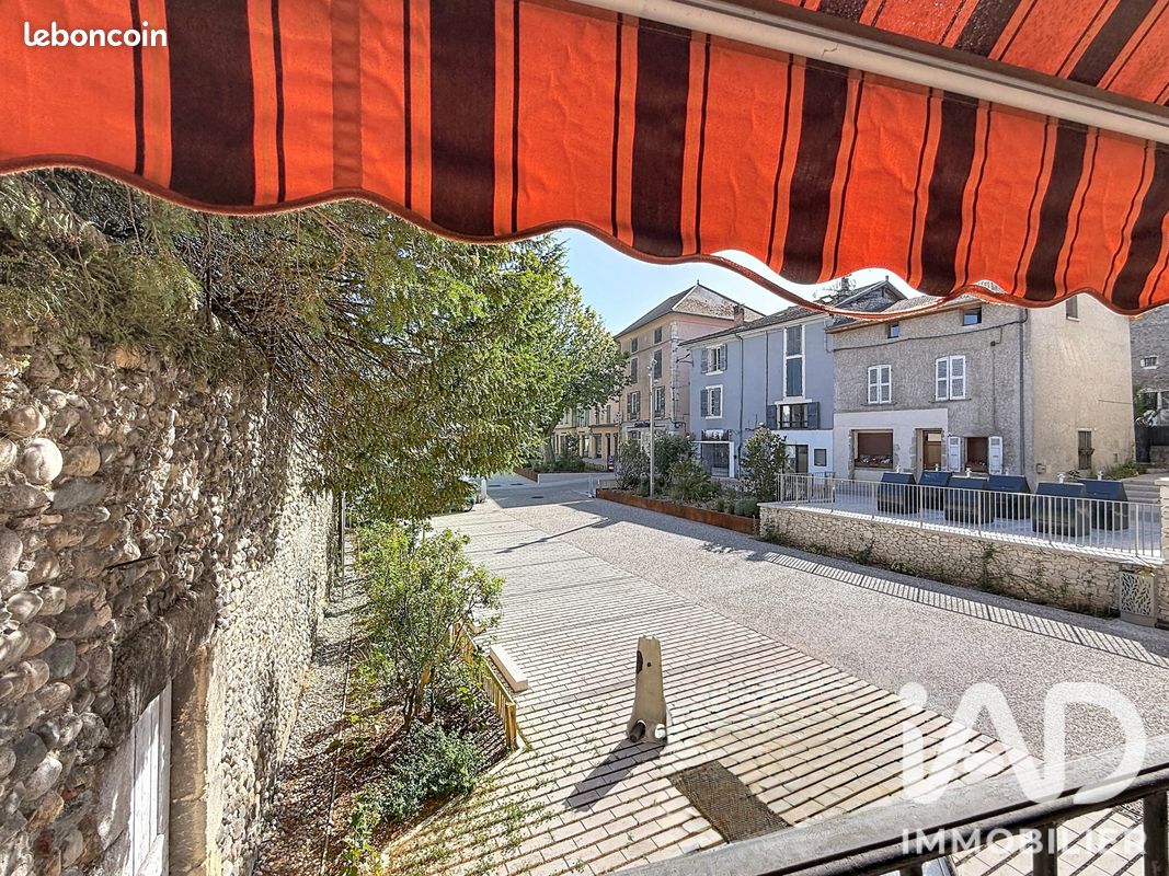 Maison 3 pièces 75 m² · à Tullins · 75 m² · 165 000 €