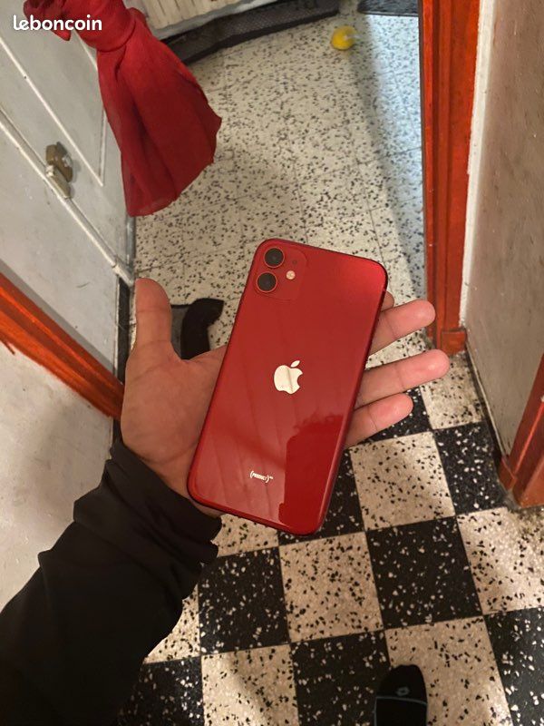 IPhone 11 (image 3)