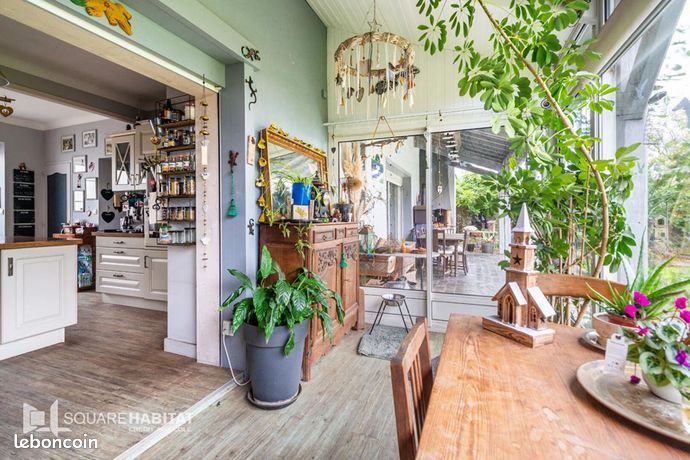 Maison 7 pièces 217 m²