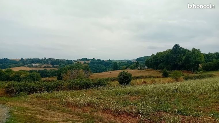 Terrain 3 129 m² Condat Sur Ganaveix