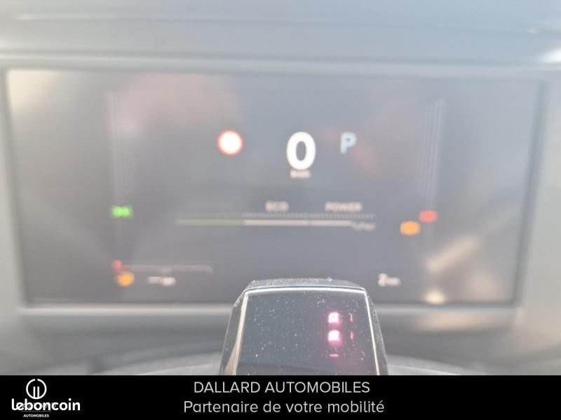 Citroen C4 1.2 Hybride 145ch MAX e-DCS6 (image 13)