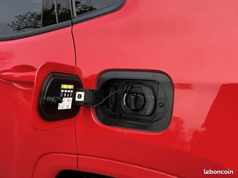 Jeep Compass 1.3 Turbo T4 240ch PHEV 4xe S AT6 eAWD (image 8)