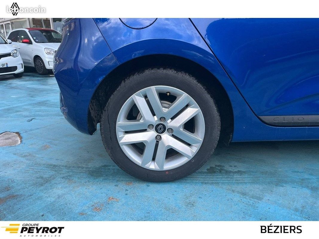 RENAULT Clio E-Tech full hybrid 145 ch GSR2 Evolution (image 15)