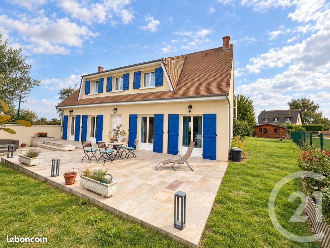 Maison 7 pièces 225 m² · à Hennezis · 225 m² · 325 000 €