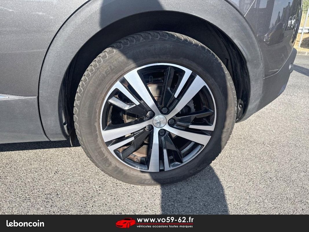 Peugeot 3008 HYBRID 225ch GT Line e-EAT8 10cv (image 11)