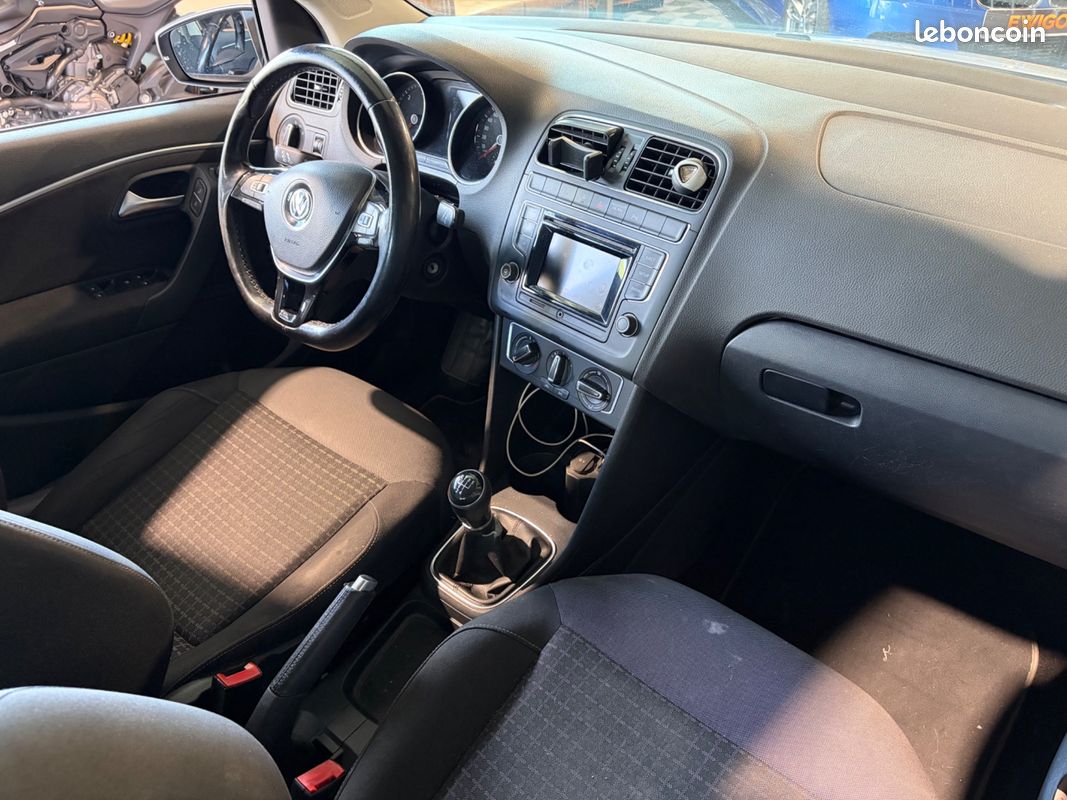 VOLKSWAGEN POLO 1.4 TDI 75 CH PACK CLIM - DISTRI Ok (image 22)