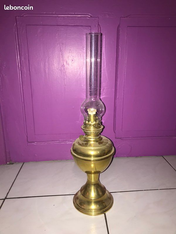 Lampe à pétrole (image 1)