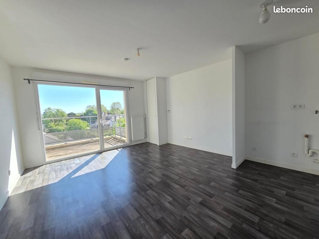 Appartement 1 pièce 29 m² · à Joué-lès-Tours · 29 m² · 460 €