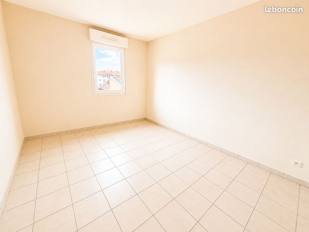 Appartement 98 m² 4 pièces + garage (image 5)