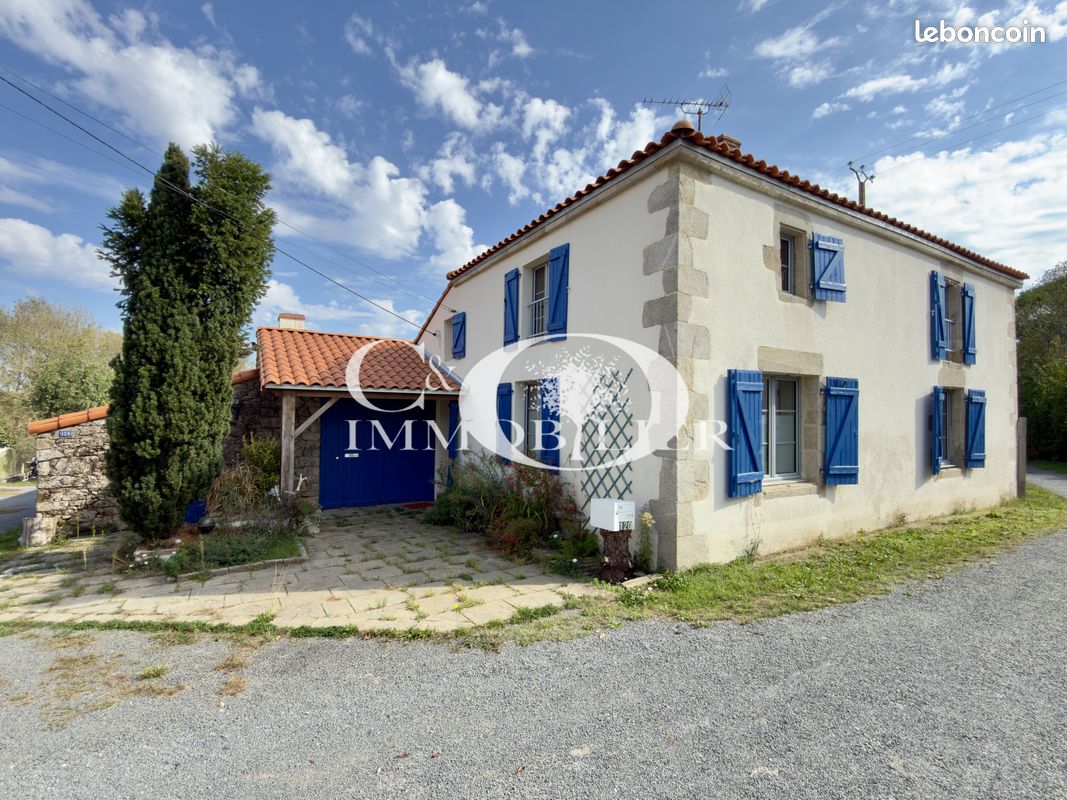 Maison 5 pièces 164 m² · aux Lucs-sur-Boulogne · 164 m² · 297 000 €