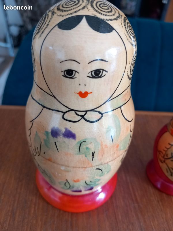 Poupées Russes Matriochka Peintes à La Main – Avec Poulet Gourich – Russie – NEUVES