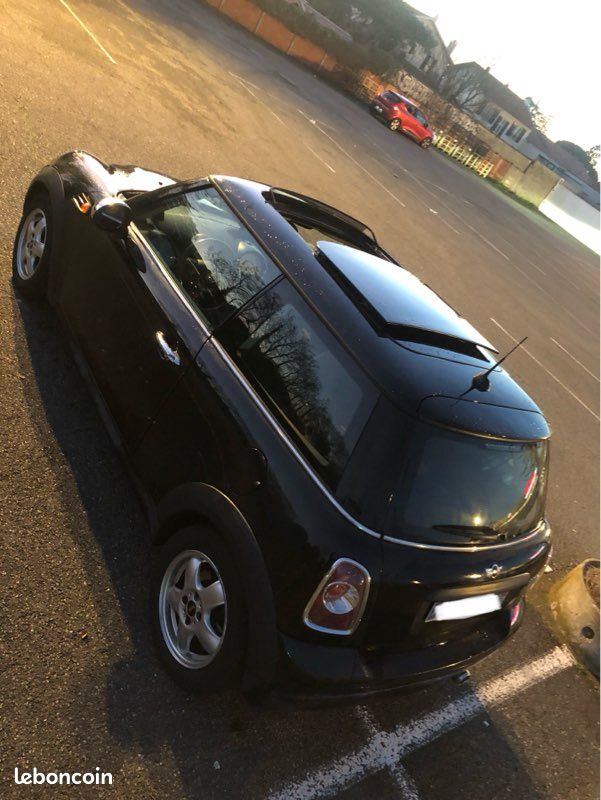 Mini one d reconditionné Pack chili Crit'Air 2 1.6D 90 ch mini Cooper 2 II R56 BMW youngtimer 0 frais Radar Recul & Toit Pano (image 2)