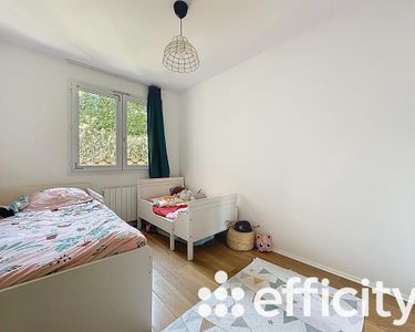 Appartement 295 000 € - 82 m²