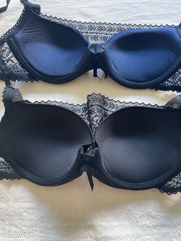 Lot de soutien-gorges Etam en dentelle avec drapé de tulle