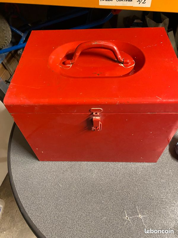 Caisse pour machine ou outils (image 1)