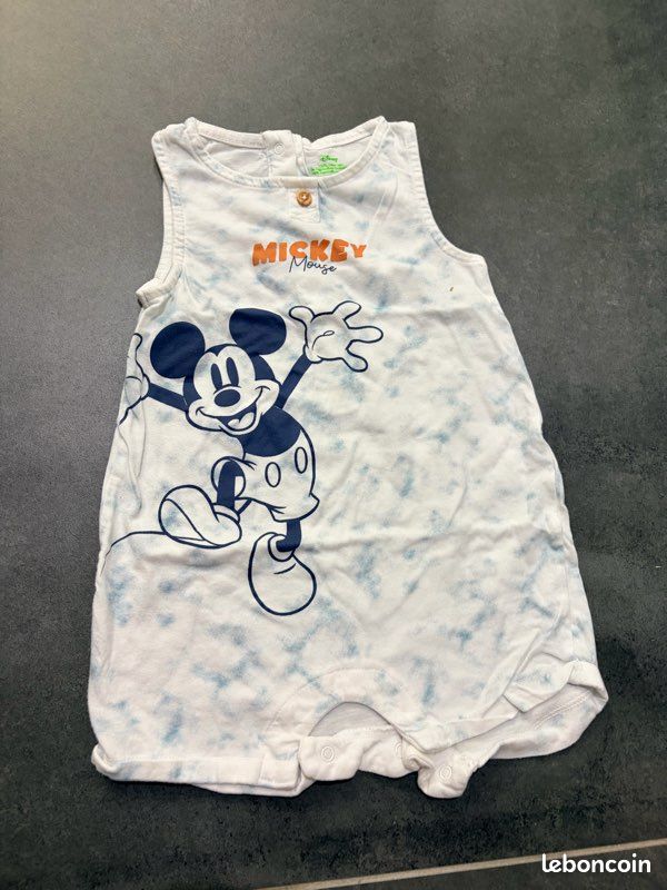 Lot vêtements garçons short tee shirt, pantalons, pulls… du 6 au 18 mois (image 11)