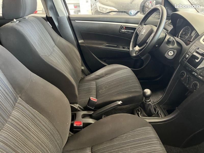 Suzuki Swift 1.2 VVT 94ch Privilège 5p (image 28)
