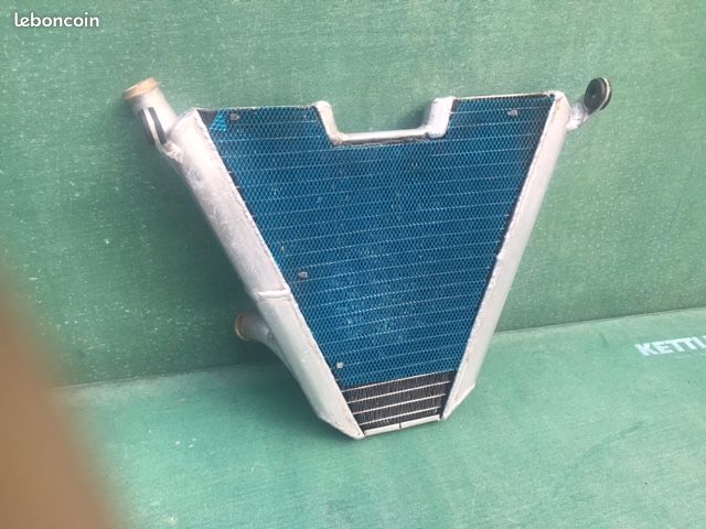 Radiateur R6 Yamaha additionnel 2012 pour Jérémy (image 1)