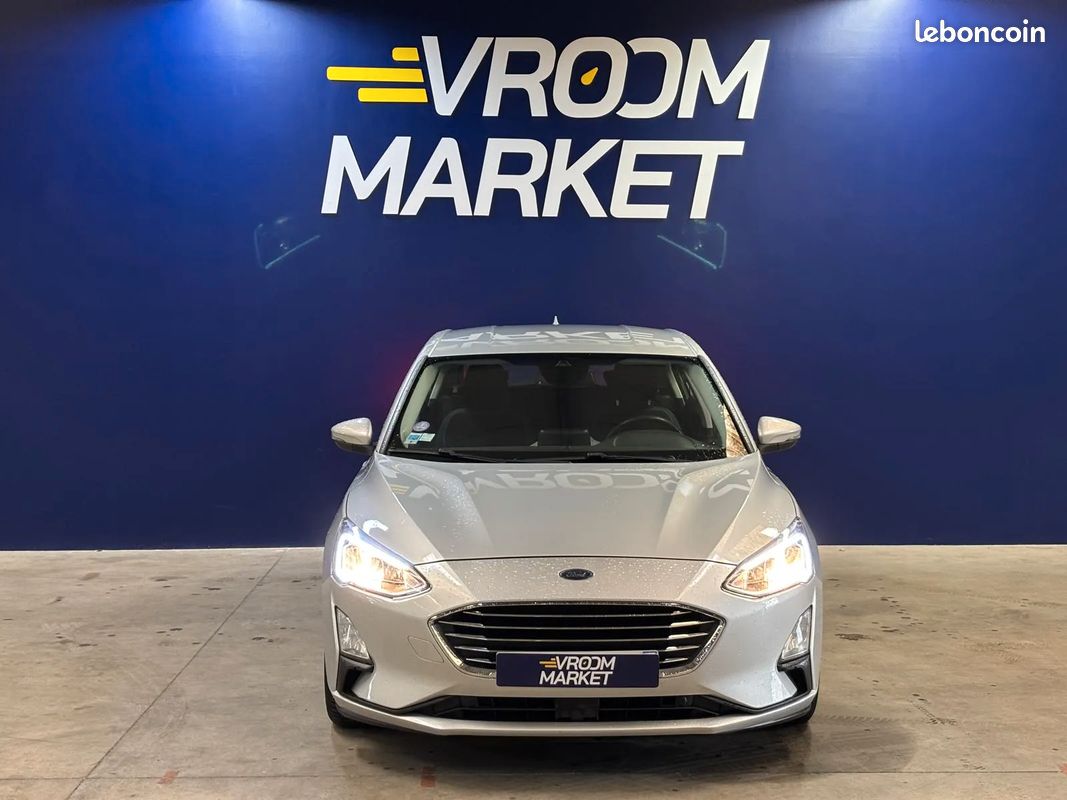FORD Focus 1.0 125ch Titanium - 2018 - parfait état (image 8)