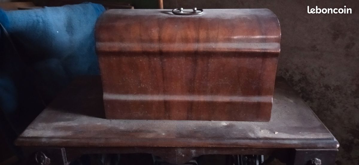 Machine a coudre NEVA (image 1)