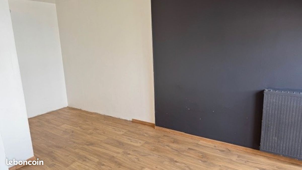 Appartement a louer creil - 4 pièce(s) - 99 m2 - Surfyn