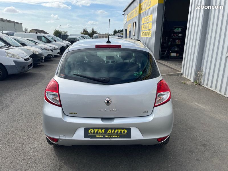 Renault CLIO III 1.5 DCI 70CH OVALIE ECO² 115G 5P (image 5)