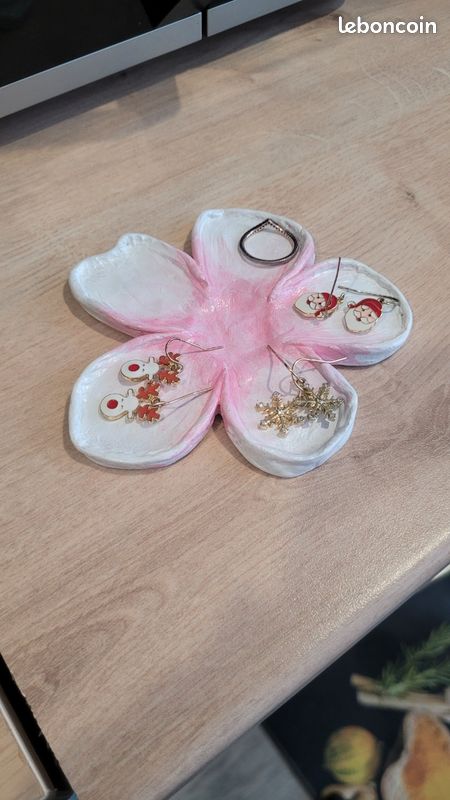 Coupelle pour bijoux fleur (image 4)