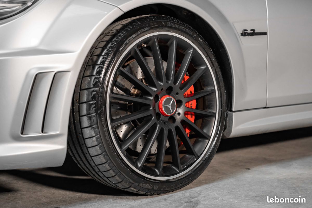 Mercedes C63 AMG Break (S204) Pack Performance Plus 487 CH - Argent Iridium - Harman Kardon - Toit ouvrant - Cuir étendu - Carnet & Suivi Complet (image 6)