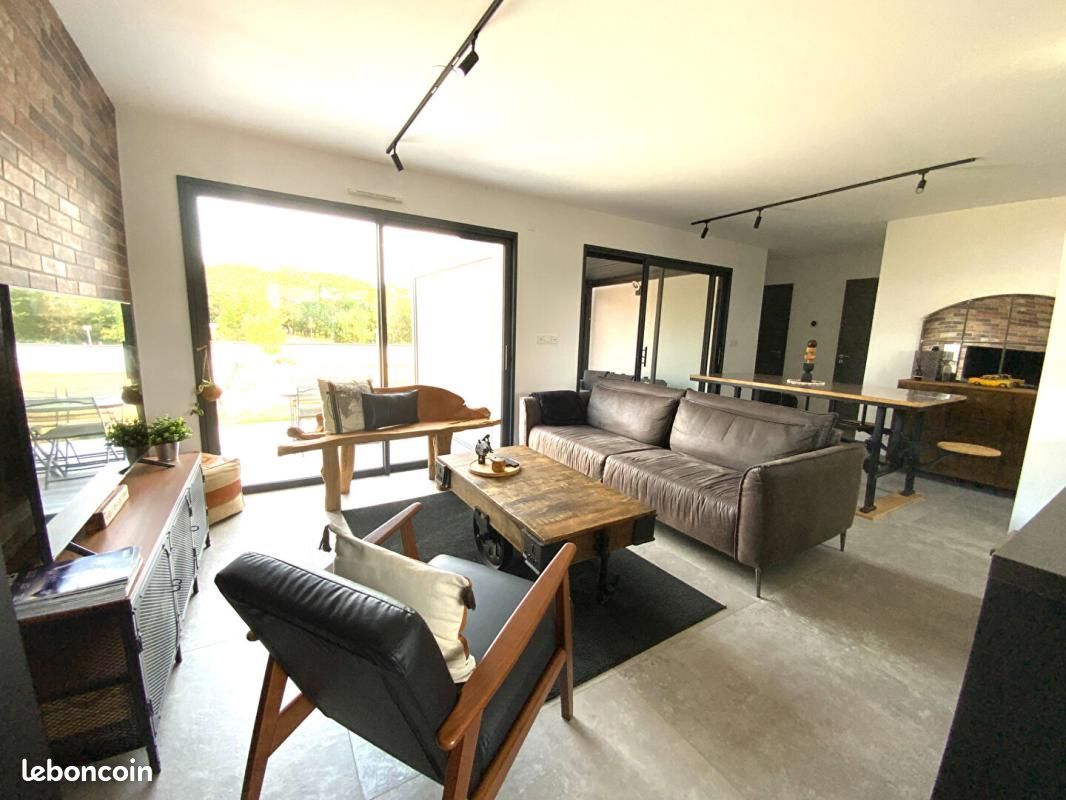 Maison 5 pièces 118 m² · à Gétigné · 118 m² · 355 000 €