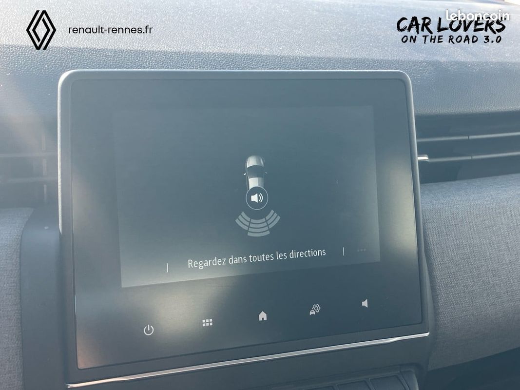 RENAULT Clio E-Tech full hybrid 145 ch GSR2 Evolution (image 14)