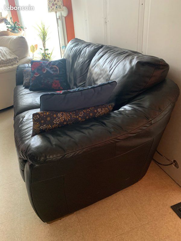 Canapé cuir noir et fauteuil relax cuir blanc (image 1)