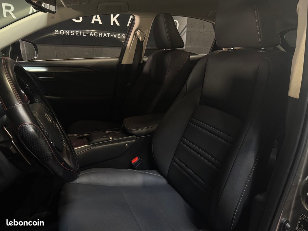 LEXUS NX MY21 300h 2WD Design Hybride (60 500 km - État irréprochable) (image 11)